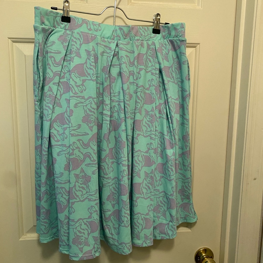 EUC LuLaRoe Madison German Shepherd Print Skirt Size 2XL - Picture 3 of 3